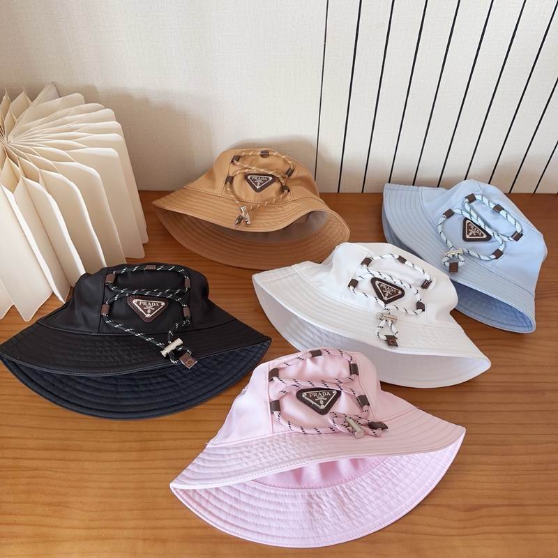 Prada hat 012401